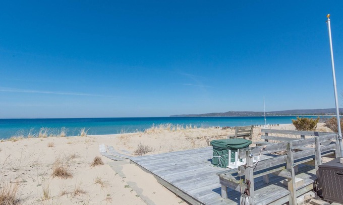 Glen Arbor Cottage | Whispering Pines Cottage on Lake Michigan in Glen Arbor