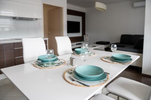 Nyiregyhaza Apartment | White City Apartman
