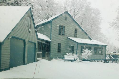 Whitingham Ski Chalet | White Deer Valley