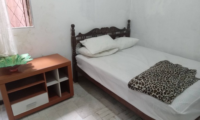 Nazareth House | White House