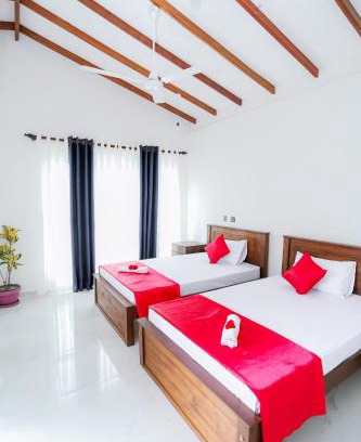 Ambalangoda Apartment | White Sky