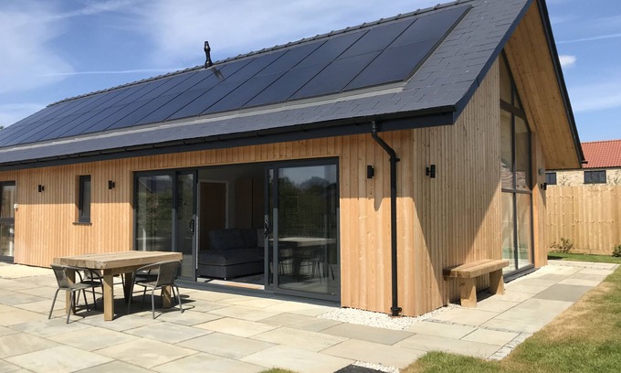 Dunholme House | White Swan Cottage, Ashlin Farm Barns