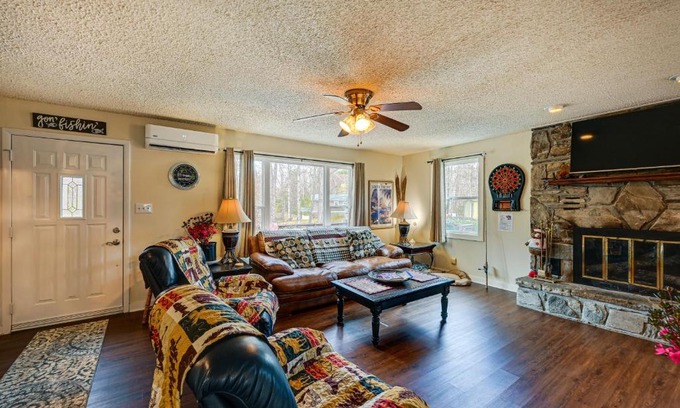 Qualla House | Whittier Vacation Rental Cabin with Private Hot Tub