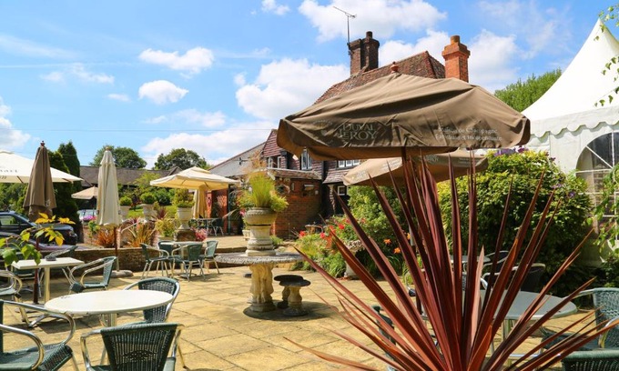 Grafty Green Hotel | Who'd A Thought It