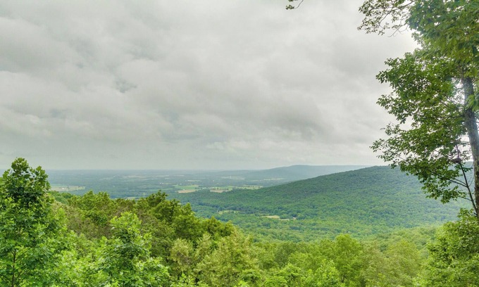 Monteagle House | Wide Open Valley Views, Monteagle - Sewanee