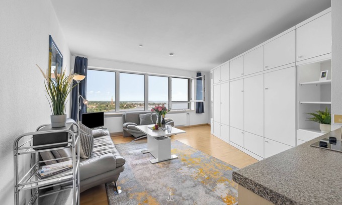 Schleswig Apartment | Wikingturm 20.4 - 20th floor, 1 room, shower room, Schlei view, underground parking garage
