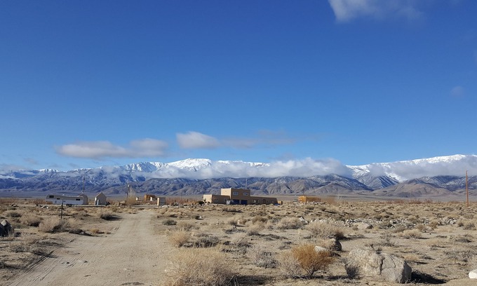 Dyer House | Wild Creek is a cozy European styled house on a year round creek!