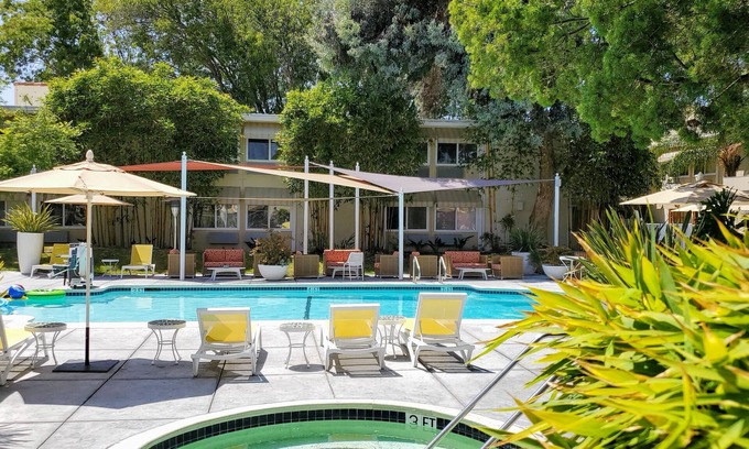 Sunnyvale Hotel | Wild Palms, a JdV by Hyatt Hotel