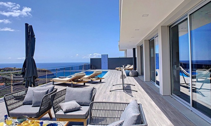 Tabua House | Wild River Villa by LovelyStay