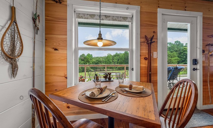 Mentone Cottage | Wilderness Country Inn: Canada