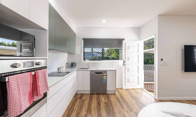 Hermit Park House | Windsor Charm - Unit One