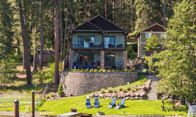 Worley House | Windy Bay Hideaway on Lake Coeur d' Alene!