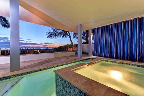 Ilexhurst House | Wine Down