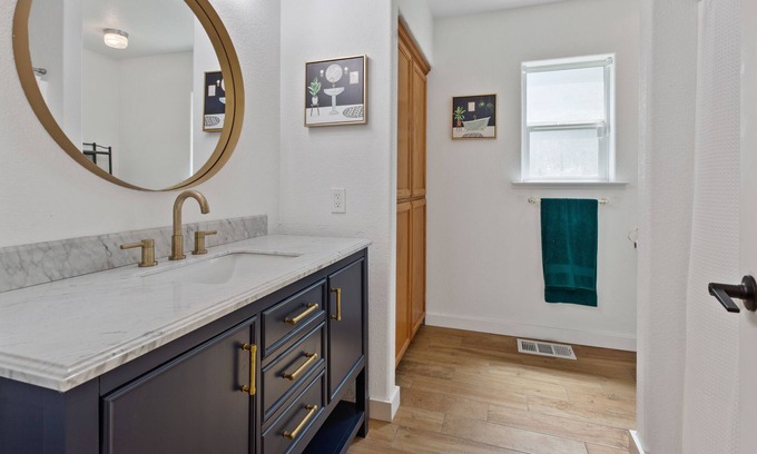 Valley Springs House | Wine tasting, hiking, fishing, lakes, mountains