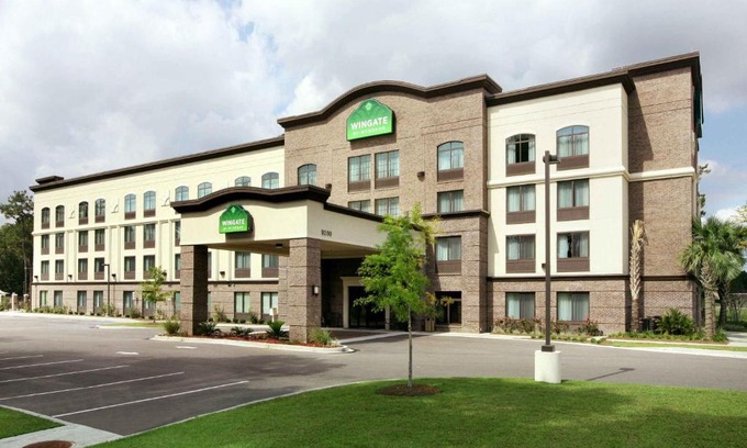 North Charleston Hotel | Wingate by Wyndham Charleston Southern University