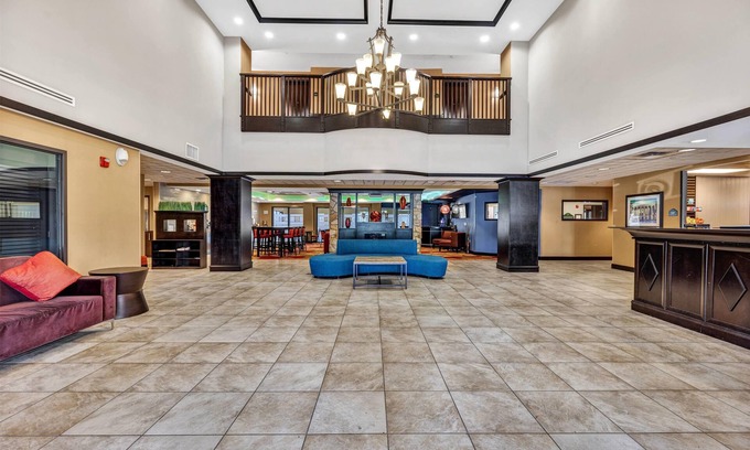 Southwest Raleigh Hotel | Wingate by Wyndham State Arena Raleigh/Cary