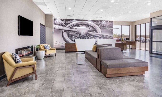 Wichita Hotel | Wingate by Wyndham Wichita Airport