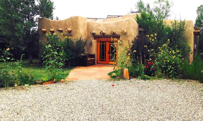 Valdez House | Winsor Castle and Ski Retreat