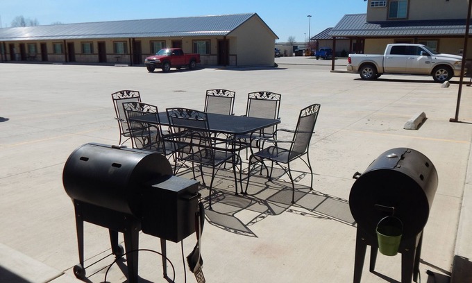 Williston Hotel | Winterton Suites
