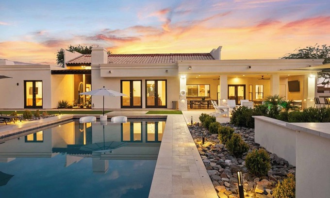 Scottsdale Foothills House | WM Phx Open 2026 - NEW! SWSS Cactus Crown: 7BR Estate, Sport Court, Pool, Hot Tub, Games