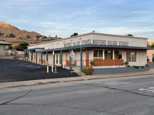 Wofford Heights Hotel | Wofford Village Studios