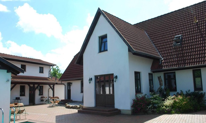 Dargun Apartment | Wohnung in Dargun mit Schwimmbad