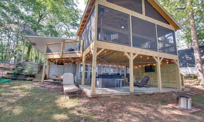 Fackler House | Wonderful and quite home on Lake Guntersville