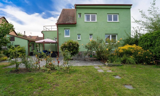 Kolin 2 House | Wonderful private villa for 5 guests with WIFI, TV, terrace and pets allowed