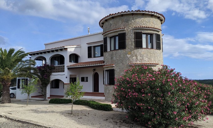 Mahon Villa | Wonderfully situated family villa with stunning 360 degree views
