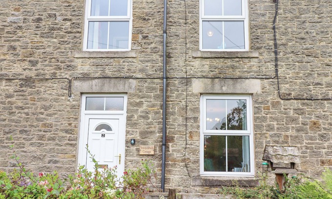 Haltwhistle Cottage | WOODCUTTERS COTTAGE, family friendly, with open fire in Haltwhistle