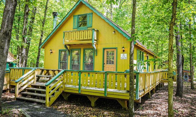 Pine Mountain Cabin | Wooded view cabin located near our recreational activities