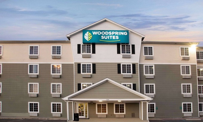 Broadmoor Hotel | WoodSpring Suites Baton Rouge East I-12