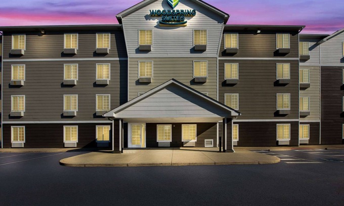 Groveport Hotel | WoodSpring Suites Columbus Southeast