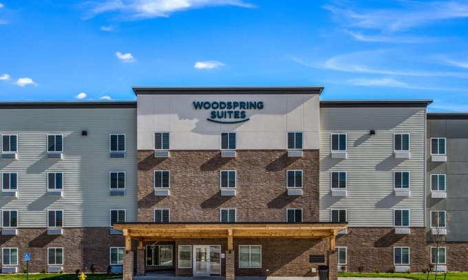 West Des Moines Hotel | WoodSpring Suites West Des Moines