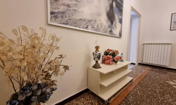 San Teodoro Apartment | WOW HOME 2 - 175 sqm - private parking - in front of ferry port - 10 places