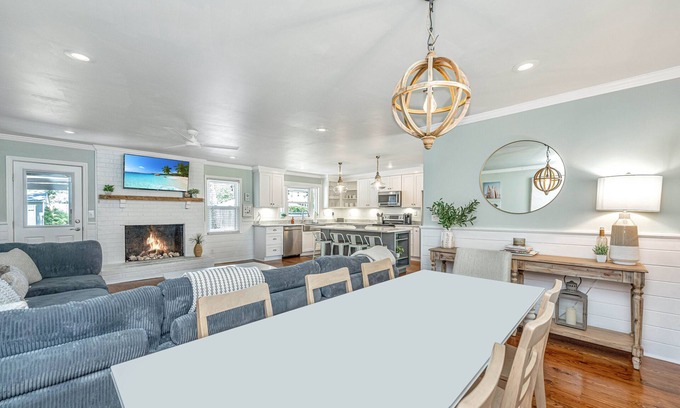 Harborgate Shores House | ⭐️Wow❤️of Mt Pleasant with Golf Cart➕3 miles to Beach/7 miles to DT Charleston⭐️