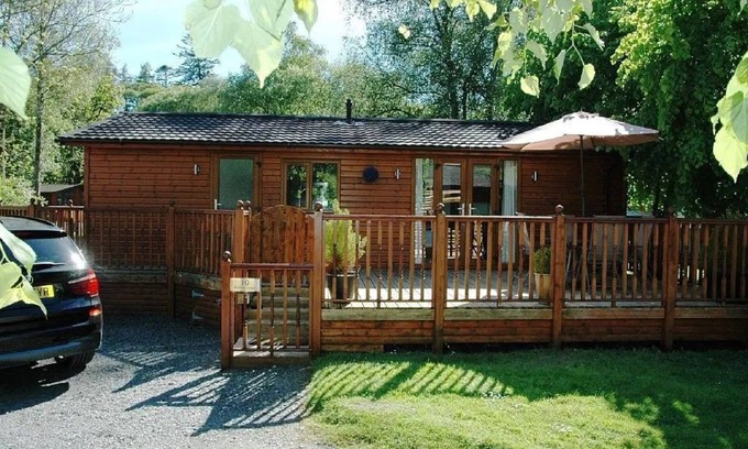 Troutbeck Bridge Cabin | Wynander Lodge - a holiday lodge that sleeps 4 guests in 2 bedrooms