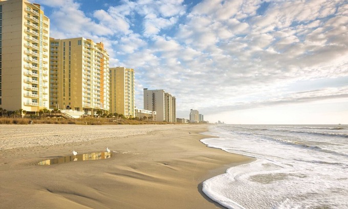 Ocean Drive Resort | Wyndham Ocean Boulevard - Right on the Beach