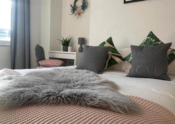 Shirley Apartment | XUE apartment to let