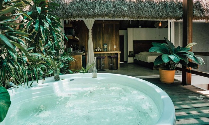 Chemuyil Apartment | Yaakun Suite con jacuzzi