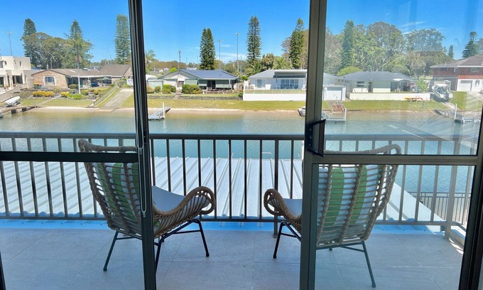 Port Macquarie House | Yabby House - pool, private Jetty, Port Canals