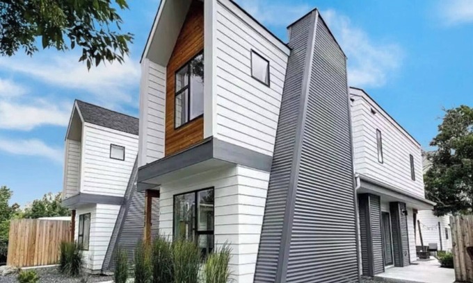 Bozeman House | Yellowstone Park, Big Sky, Airport: Bozeman Area Modern Nordic House