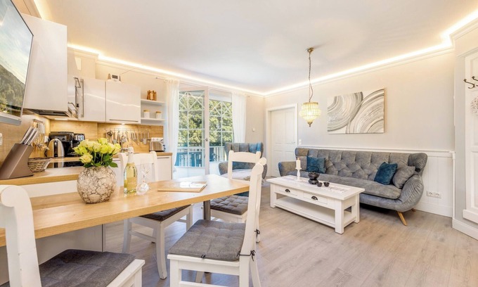 Zingst Apartment | Your 5-star apartment in the Villa Strandblick with 2 bedrooms offers space
