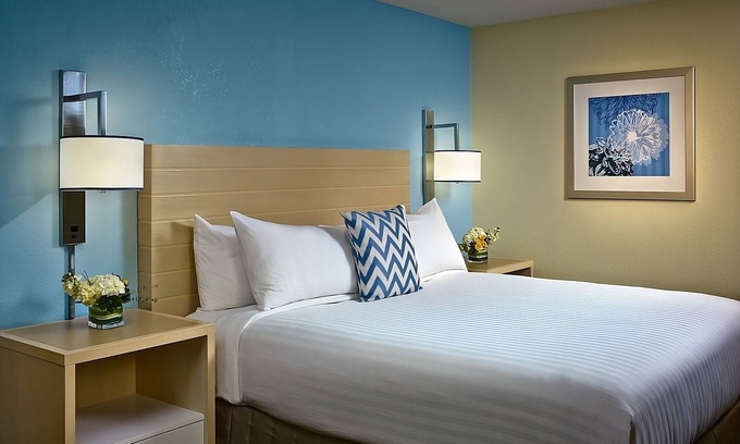 White Station House | Your Home Far Away From Home! Pets Allowed, Near Fire Museum of Memphis!