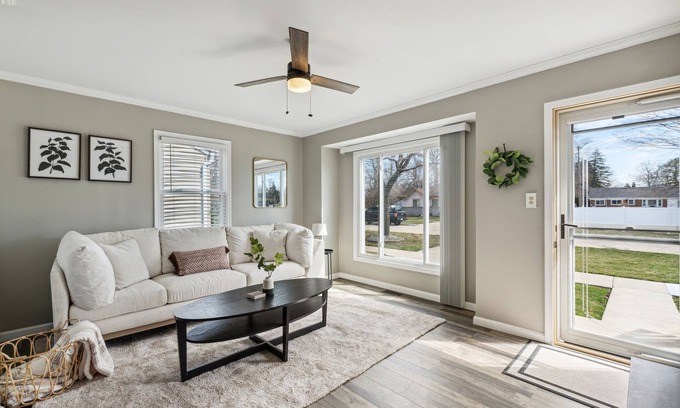 Taylor House | Your Metro Detroit Home Base!