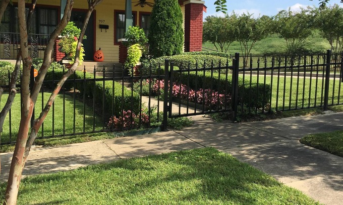 Capitol Hill House | Your Next 5 Star Get Away!