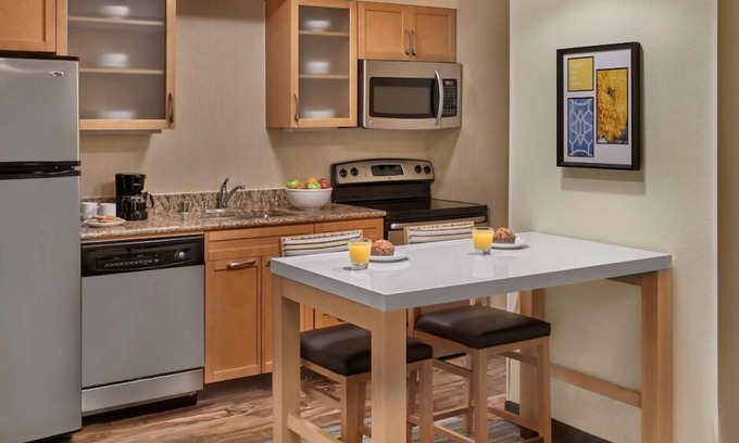 Chesterfield Apartment | Your Relaxing Getaway Awaits! Pets Allowed, FREE Parking & Breakfast!