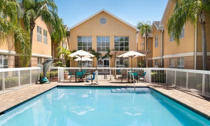 Feather Sound Hotel | Your Relaxing Getaway Awaits! 2 Spacious Units, Free Breakfast, Full Kitchen!