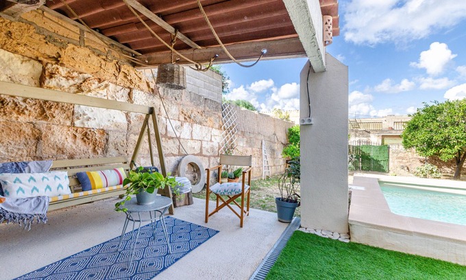 Maria de la Salut Ski Chalet | YourHouse Cas Forner