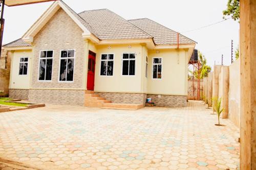 Arusha Apartment | Yoyo Celestial Home